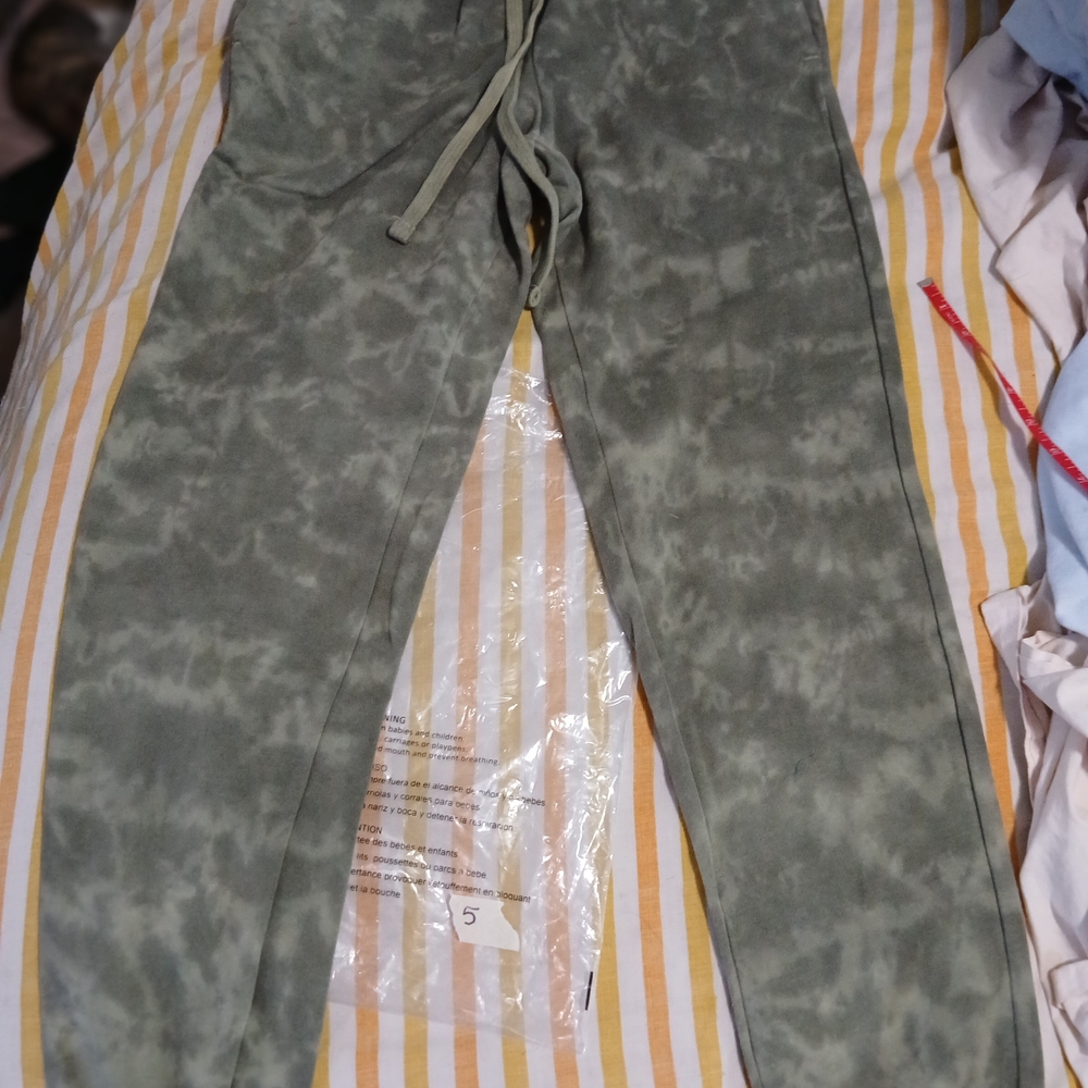 Nwot Alternative Apparel Olive Tie-Dye Sweatpants Size Small